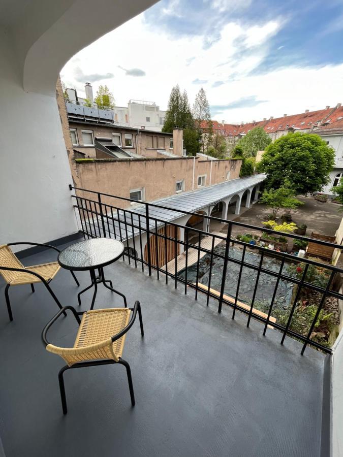 Appartement 6 Personnes Strasbourg Proche Centre Ville & Parking Exteriör bild