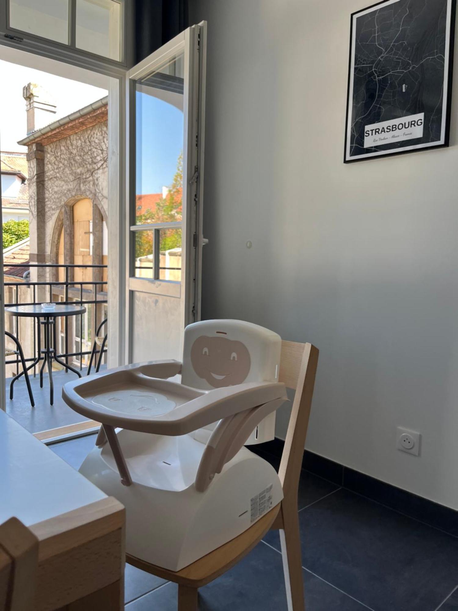 Appartement 6 Personnes Strasbourg Proche Centre Ville & Parking Exteriör bild